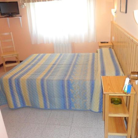 מלון Nigrán Hostal Alce מראה חיצוני תמונה