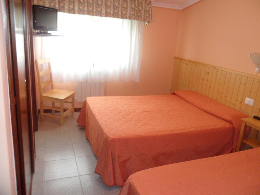 מלון Nigrán Hostal Alce מראה חיצוני תמונה