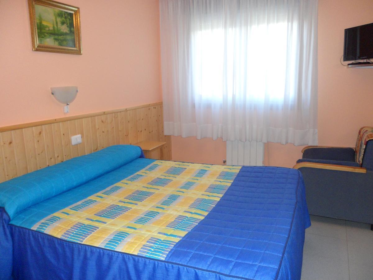 מלון Nigrán Hostal Alce מראה חיצוני תמונה